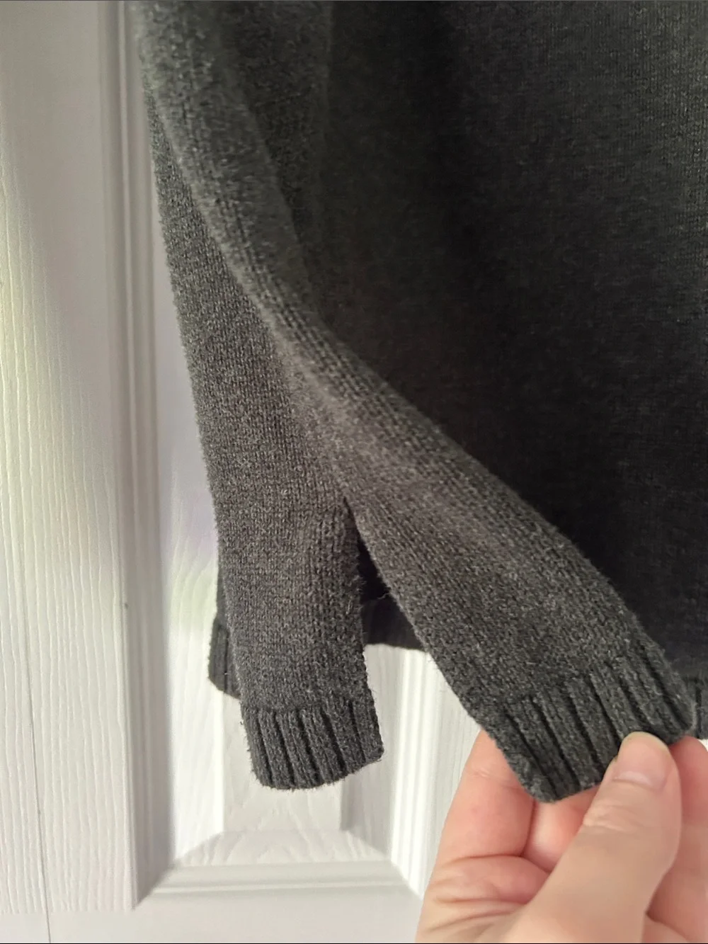JEANNE PIERRE Dark Gray Ribbed Neck Knit Sweater